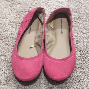 Amazon Essentials Fuchsia Ballet Flats